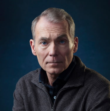 An image depicting a man living with Alzheimer's disease