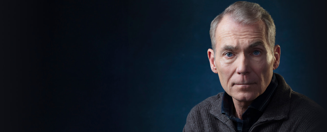 An image depicting a man living with Alzheimer's disease